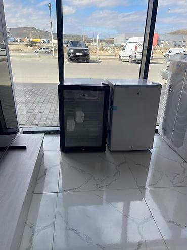 Mağaza avadanlığı: Mini soyuducu və içki vitrin soyuducusu dəsti - Tip: 1) Şüşə qapılı — 2