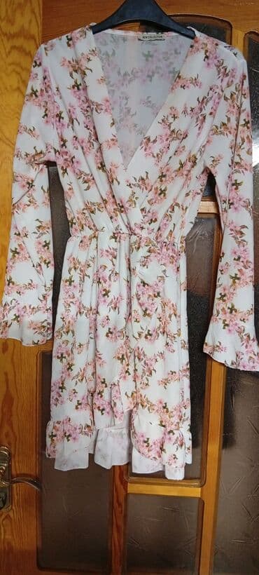 женские платья из вискозы: Повседневное платье, Миди, New Look — 1