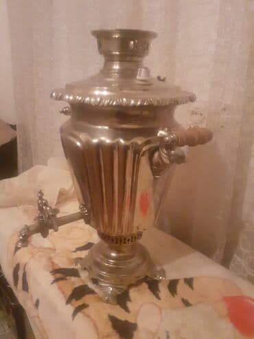 Qabyuyan maşınlar: 1850-ci ilin samavarı az işlənmiş tarixi maldır 3000 manatdır qiyməti — 1