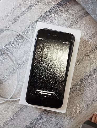 stacionar telefon: IPhone SE 2022, 128 GB, Qara, Qırıq — 1