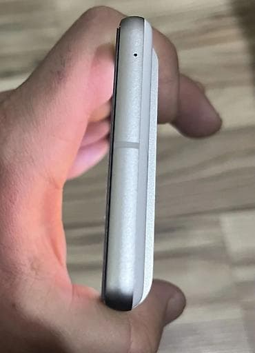 planşet qiymətləri ucuz: Samsung Galaxy S22 Ultra, 128 GB, rəng - Ağ, Barmaq izi, Simsiz şarj, Face ID — 5