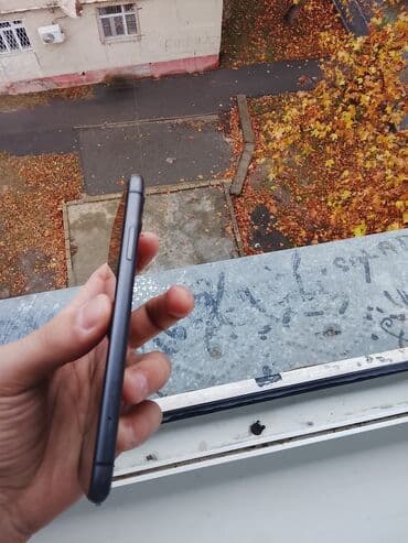 mikro nauşnik qiymetleri: IPhone 11, 64 GB, Qara, Simsiz şarj — 3