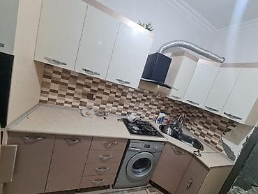 islenmis masalar: Mətbəx mebeli dəsti – künc yerləşimli, üst və alt dolablarla ev təmir — 2