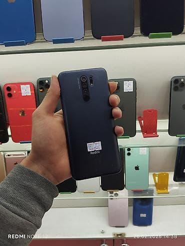 Redmi smartfon - Model: Redmi (arxa paneldə “Redmi” loqosu