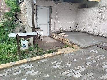 Satılq/Satış üçün: Həyətyanı müstəqil ev Xüsusiyyətlər: - Bir — 9