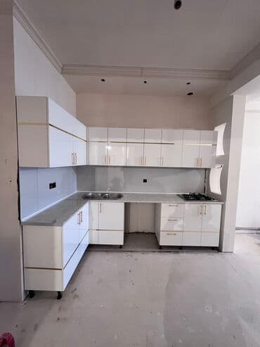 кухонная мебель на заказ: Кухонный гарнитур на заказ, Самозакрывающие петли, Ламинат гладкий, Бесплатная доставка — 4