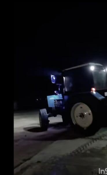 traktor şəkilləri: Traktor Belarus (MTZ) 82.1, 2008 il, 82 at gücü, motor 8.2 l, İşlənmiş — 6