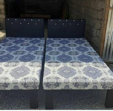 Kravat Təzə hazırları var Çatdırılma münasib qiymətə Bir nəfərlik