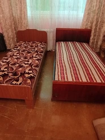döş stolu: Təknəfərlik çarpayı, Bazasız, Matras ilə, Siyirməsiz — 1