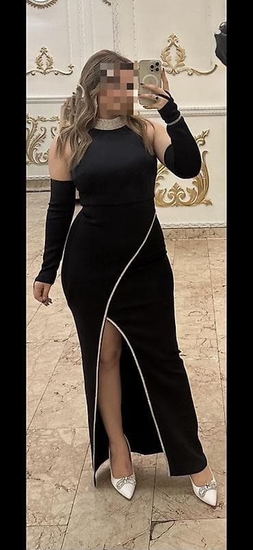 Zərif axşam/libas – qara, uzun, bədənə oturan siluet. - Model: yüksək