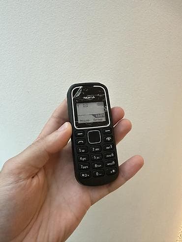 nokia e 52: Nokia < 2 GB Memory Capacity, rəng - Qara, Düyməli — 3