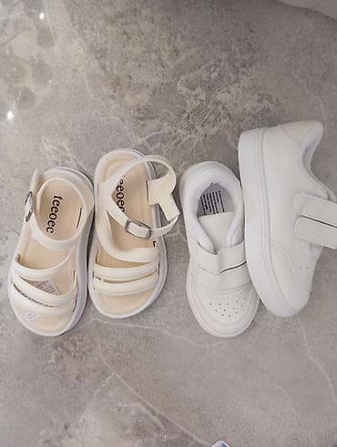 usaq ayaqqabisi: Uşaq ayaqqabisi 24 ölçü təzədir ikisidə whatsappa yazin əlaqə üçün — 2