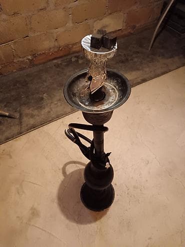 Şişə nərgilə (hookah) - Rəng: qara, klassik dizayn - Korpus: metal