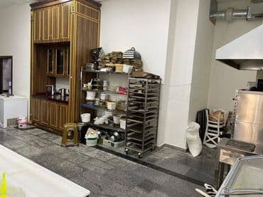 mingecevir obyekt: Yeni Yasamalda yol kənarı ümumi sahəsi 95 kv,m olan, obyekt təmirli — 9