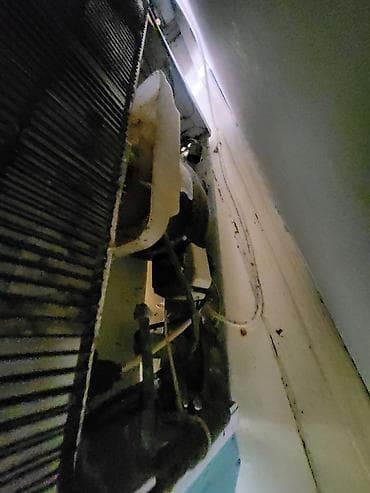 nokia 8800 4g: İkiqat qapılı soyuducu - Üst bölmə: dondurucu, 1 ədəd çıxarıla bilən — 3