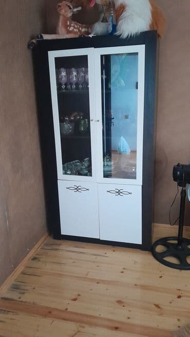 вешалка стойка для одежды напольная в икеа: Şüşəli dolab vitrini — 3