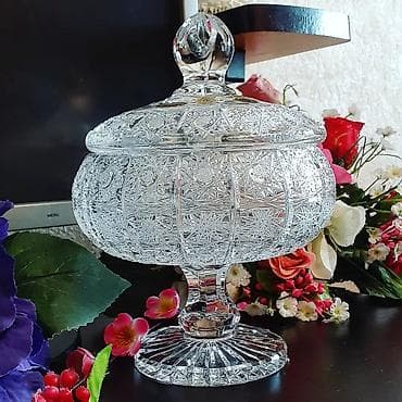 pakrival desti: Tom 2 eded konfet qabi 16 sm diametri. cutu 250 azn — 2