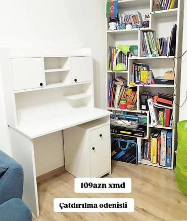 Düz masa, Stulsuz, Polkalı, Siyirməli, Rusiya, Sadə laminat