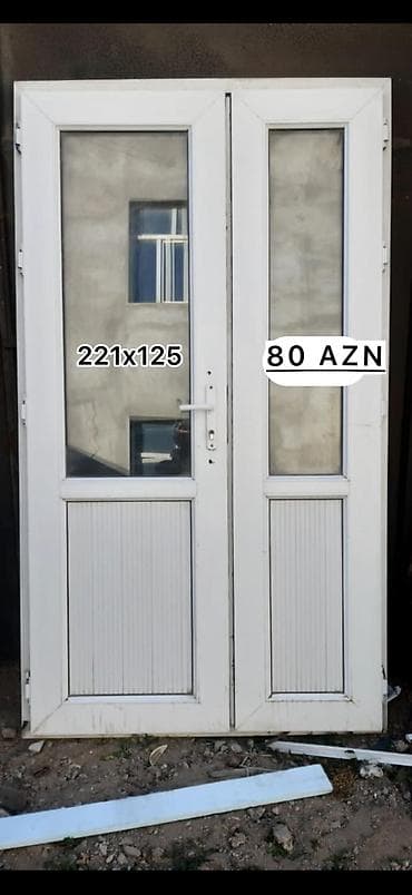 PVC qapı və pəncərə çərçivələri - İkili ağ PVC qapı: ölçü 221x125 sm