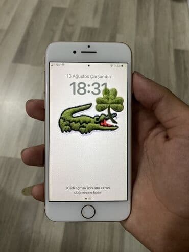 ipad 8 ikinci el: IPhone 8, 64 GB, Qızılı, Barmaq izi, Simsiz şarj — 1