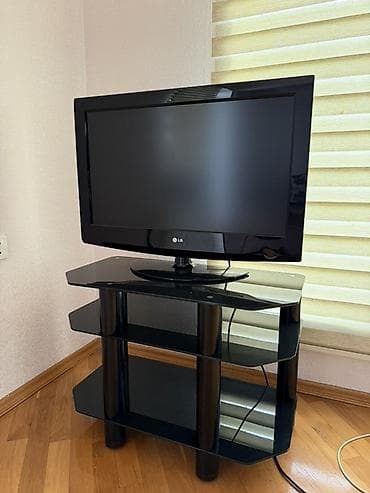 cd pleyer: Televizor LG LCD 32" — 1