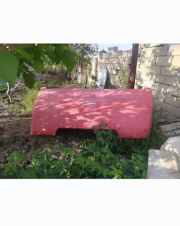 Все для дома и сада: Qırmızı plastik su çəni/konteyneri - Material: qalın divarlı plastik — 1