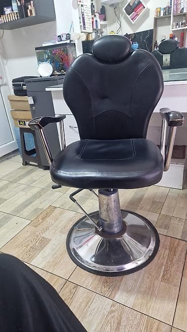 salon dolab: Berber kreslosu 250 Azn. Unvan Bileceri. Shirin x. 2512 — 1