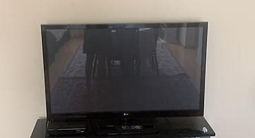 LG televiz. Təcili satılır - Təxmini ekran ölçüsü: 40–42 düym