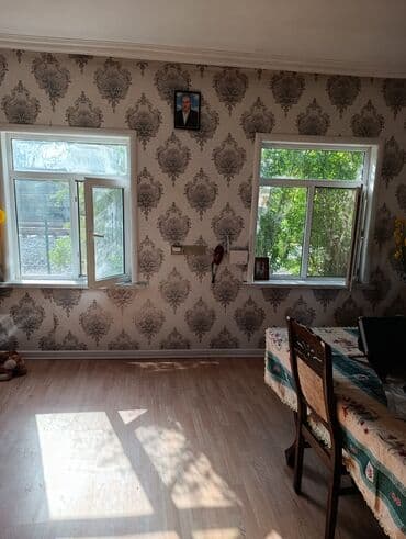 бина аз дома: Geniş və işıqlı həyət evi - Böyük zal: klassik çilçıraq, dekorativ — 5