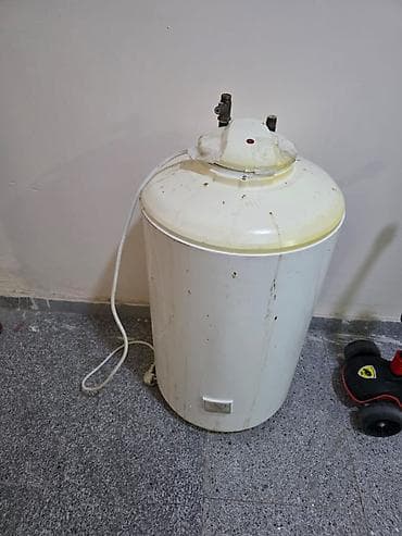Elektrik su qızdırıcısı (akkumulyasiya tipli, şaquli silindrik model)