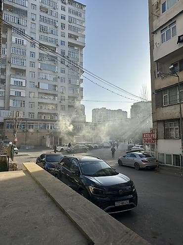 karavan ev: Obyekt: yol kənarında, çoxmərtəbəli binanın 1-ci mərtəbəsində yerləşən — 4