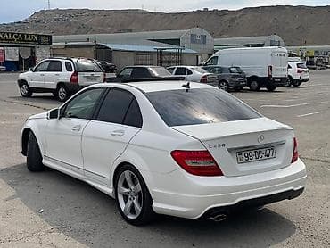Avtomobil satışı: Mercedes-Benz C250 sedan - Kuzov: ağ rəng, 4 qapı, aerodinamik — 2