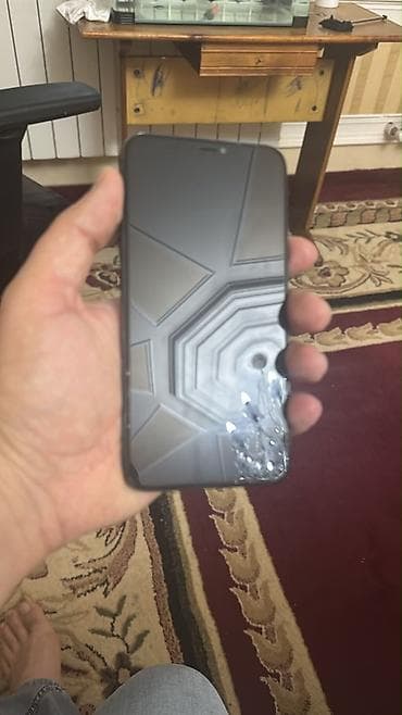 xiaomi mi11 t: IPhone 11 Pro Max, Matte Midnight Green, Face ID — 1