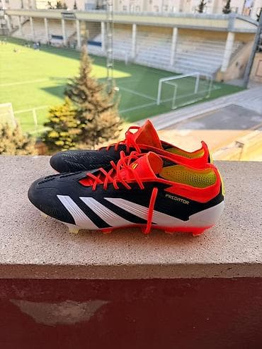 Butslar Adidas, Ölçü: 44, Yeni