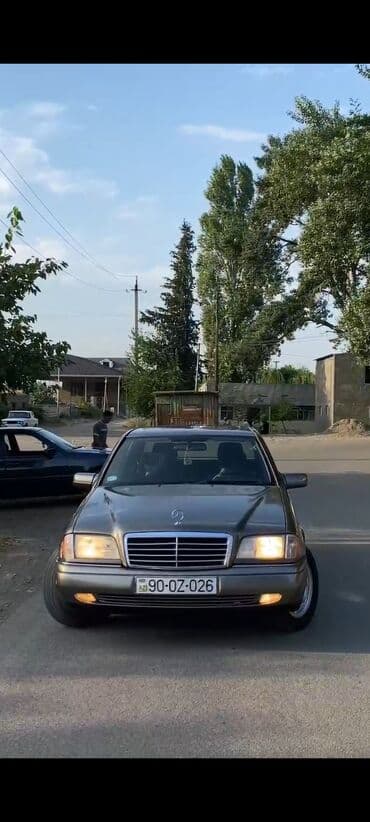 təkərdən əl işləri: Mercedes-Benz 220: 2.2 л | 1994 г. Седан — 8