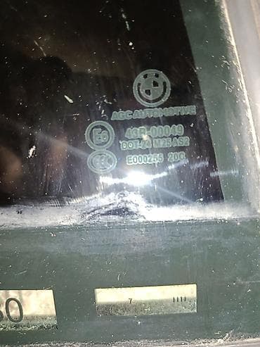 bmw diskler: Məhsul: Arxa yan qapı şüşəsi (üçbucaq forma – quarter glass) — 1