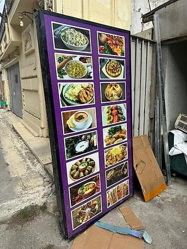 danisan tom: Çılçıraqlar 10 ededdir qiymeti 20 azn biri Reklam plakatı içinde — 2