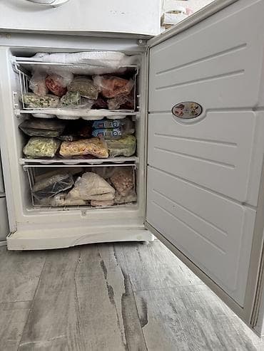 atlant soyuducu: Atlant soyuducu əla vəziyyətdədir. Defrost. Super dondurur. Türkanda — 3