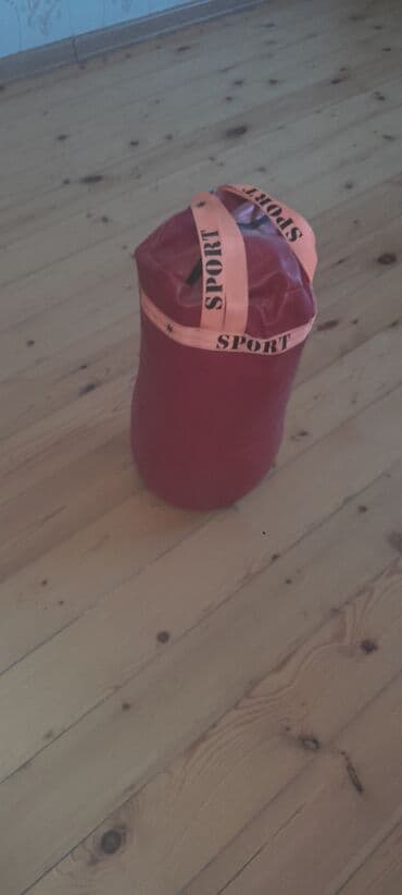 купить боксерскую грушу: Məhsul: Boks üçün asma zərbə kisəsi Təsvir: - Rəng: qırmızı gövdə — 2