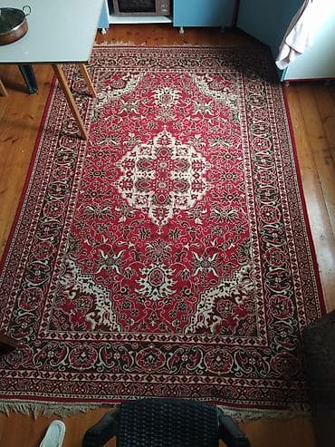 Endirim olacaq yazın 2.3 qədimi xalcadir yundur