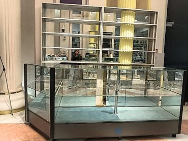 aff mall: Sahil metrosunun yanı Tarqovuda Xəqani ticarət mərkəzinin 1 ci — 1