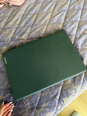 komputerlər diz ustu: Lenovo noutbuk - Rəng: tünd yaşıl (mat korpus) - Brend loqosu — 1