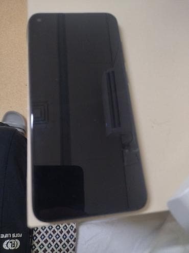 a 10 ekran: Samsung Galaxy A11, 32 GB, rəng - Qara, Qırıq — 2
