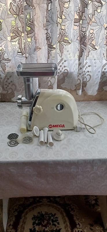 Ət çəkən maşın Mega