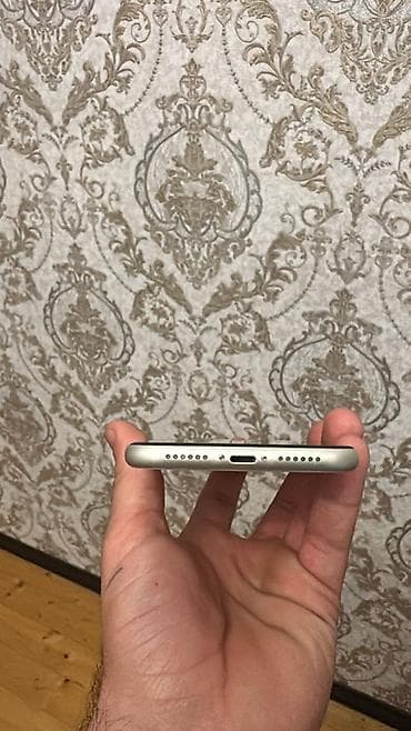 prosesor: IPhone 11, 64 GB, Ağ, Face ID — 4