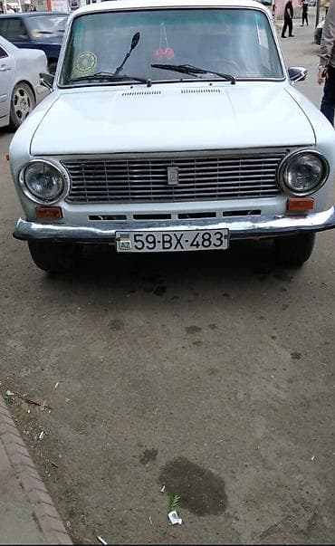 arxa panel: VAZ (LADA) 2101: 1.3 l | 1980 il 252555 km Sedan — 3