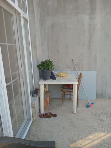 pirşağı: Pirşağida həyit evi satilir.mansardli yari remont.real aliciya endirim — 7