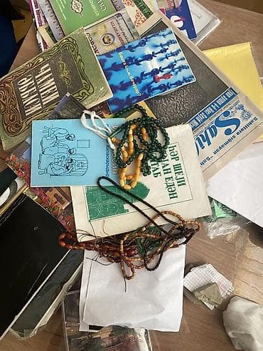 hemdi sure: Məzmuna dair qarışıq dəst: müxtəlif mövzulu kitab və broşuralar, dini — 1