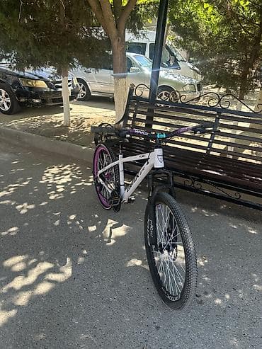 Şəhər velosipedləri: BTWIN X-Over GTR velosiped - Çərçivə: yüngül alaşımlı/metal — 1