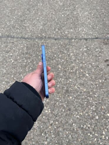 ТВ и видео: IPhone 16, 128 ГБ, Голубой, Face ID — 4